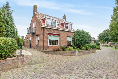 Oosteinde 30a, Opperdoes